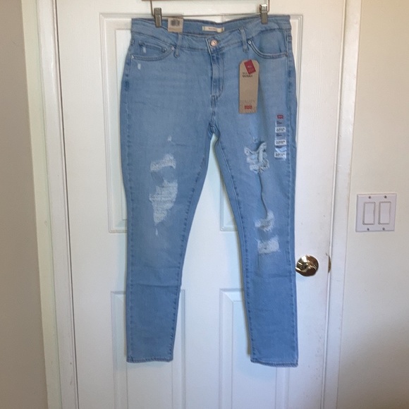 NWT Levi’s 711 Hypersoft Comfortable Ripped Jeans 32 MSRP $69.50 - Picture 2 of 10